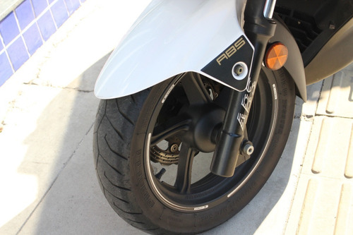 Imagem 4 de 15 de Kymco Downtown 300cc 2018