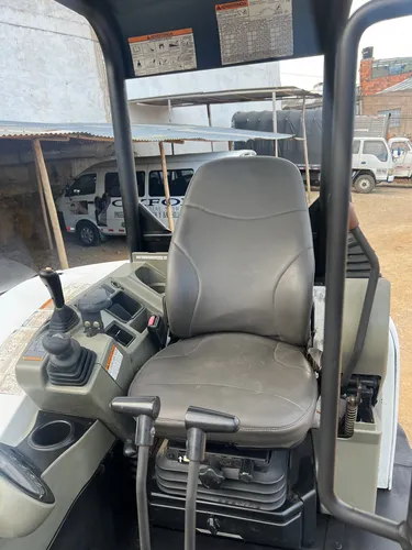 Retro Excavadora Bobcat E50
