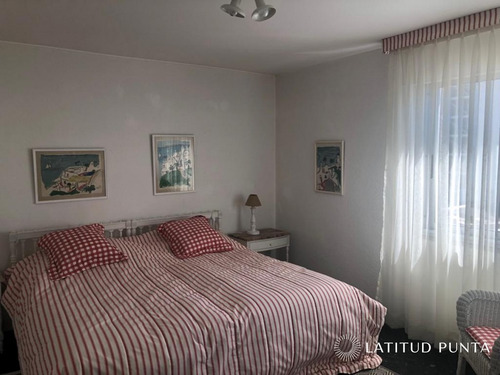 Apartamento En Península- Ref: 123