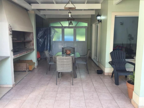 Chalet En Venta Haras Maria Eugenia!! Apto Credito!!