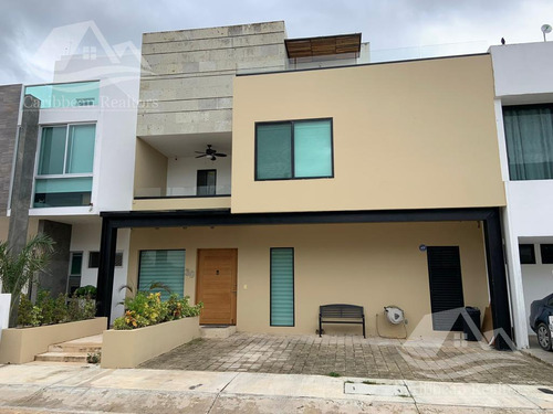Casa En Venta En Arbolada Cancun B-mpa6345