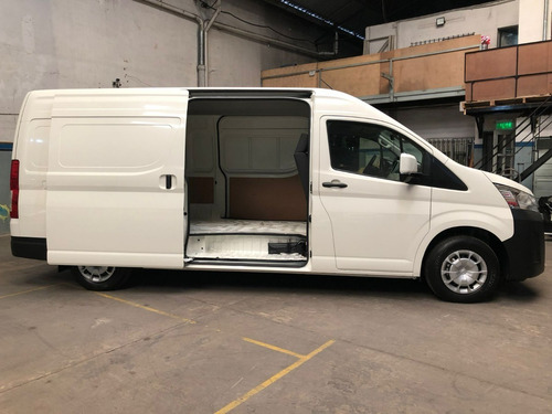 Imagen 16 de 25 de Toyota Hiace L2 H2 2.8 At 2022 / 0km Entrega Inmediata