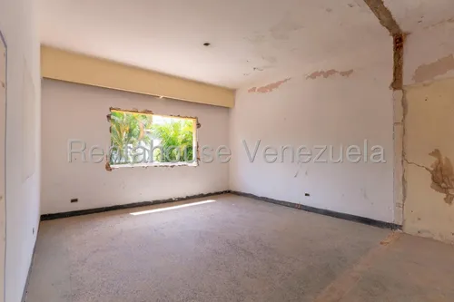 Casa En Venta, Altamira #25-6515