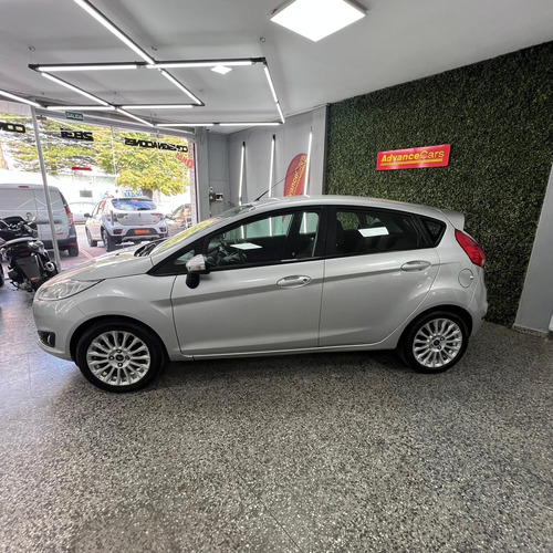 Ford Fiesta Kinetic 1.6 Se Powershift 120cv
