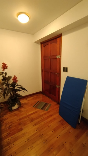 Excelente Casa De 4 Amb Con Jardin Patio Garage Y Terraza