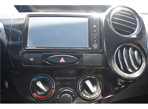 Imagem 12 de 14 de Toyota Etios 1.5 Xls Sedan 16v Flex 4p Automático