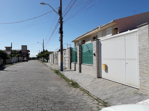 Imagem 2 de 10 de Casas - Ref: V518