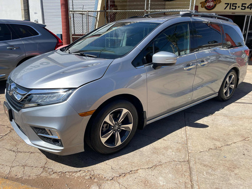 Honda Odyssey Touring