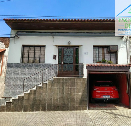 Vendo Cómoda Casa, A 3 Cuadras De Sarandí, En Rivera.