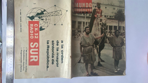 Mundo Uruguayo N° 2333 Los Reyes Desfilan   1964