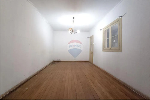 Amplia Casa/oficina En Arriendo!