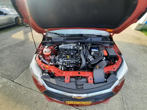 Chevrolet Onix 1.0T Premier Sedan At