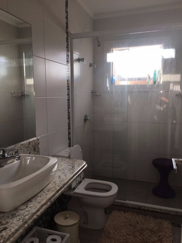 Casa Em Belém Novo Com 4 Dormitórios - Vz3906