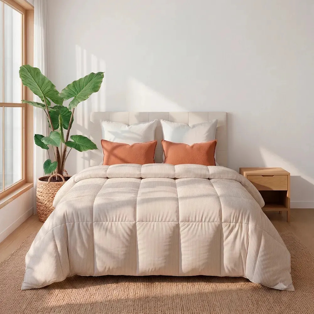 Acolchado Plumon Rieti by Gadnic Queen 230x240 Cm 4 Estaciones 300h Microfibra Poliester 90 GSM Relleno Polyfill 200 GSM Beige