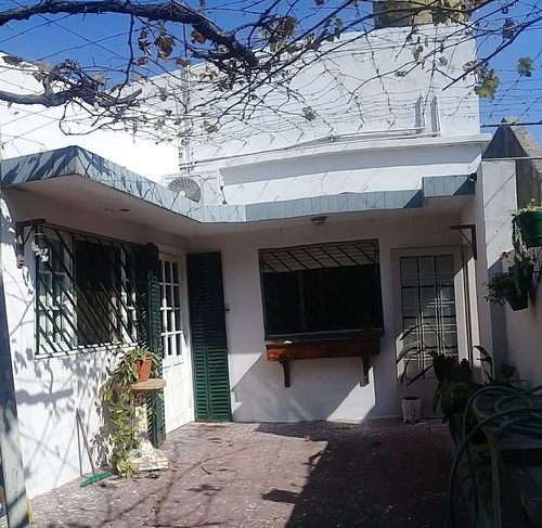 Imagen 7 de 13 de Casa En Venta De 2 Dormitorios C/ Cochera En Lomas Del Mirador
