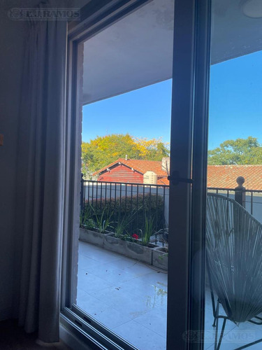 Departamento De 3 Ambientes En Venta En Cassa Isidro