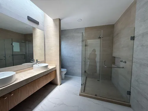 Residencia En Venta En Milenio Iii, Cotto Milenio, 4 Recámaras, Estudio, 5.5 Bañ