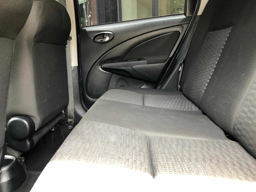 Toyota Etios 1.5 Sedan Xls Azul 2016 Cassano Automobili