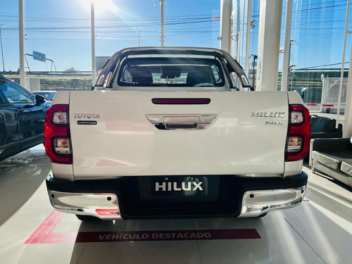 Toyota Hilux Pick-Up 2.8 Cd Srx 204Cv 4X4 At