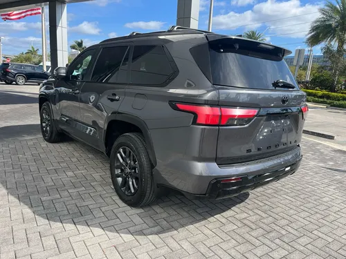 Toyota Sequoia 3.5 V6 Platinum