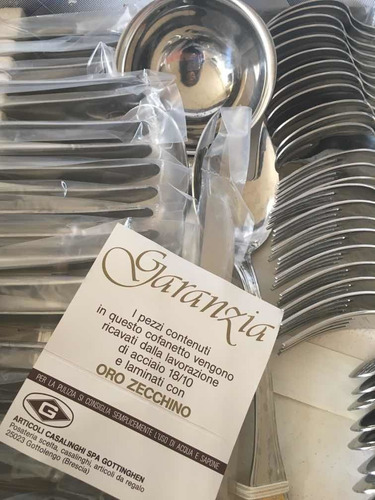 Cubiertos De Acero Inoxidable Gottinghen Laminado En Oro Ita