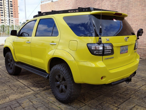 Imagen 4 de 18 de Toyota Fortuner 4x4