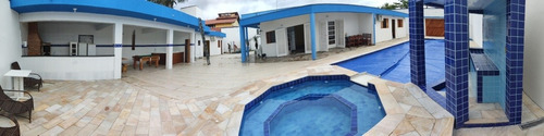 Casa Na Praia Com Piscina Aquecida, 2 Spa Com Hidromassagem Aquecidos, Ar Condicionado, Salão De Jogos, 2 Quadras Da Praia, Garagem Para 15 Ou Mais Carros,
