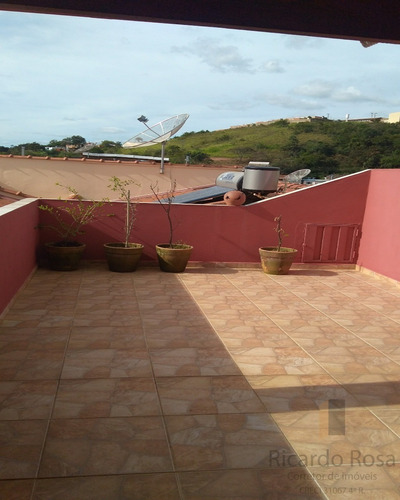 Imagem 10 de 15 de Vendo Casa Mobiliada (alugada) No Santa Helena, Toda Reformada, Lindinha, Jardim De Inverno, Suíte Com Banheira De Hidromassagem. - Ca00001 - 34282185