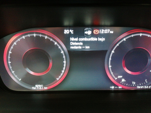 Volvo Xc90 Momentum 2017 Plata