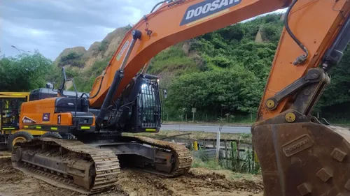 Excavadora De Orugas / Dx450-1 / M-2022 / Girón / H9481