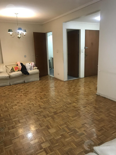 Venta Departamento 3 Ambientes Con Dependencia Y Doble Circulación En Recoleta