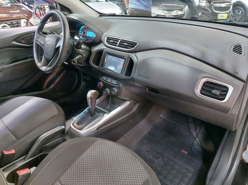 Imagem 12 de 15 de Chevrolet Prisma 1.4 Mpfi Advantage 8v