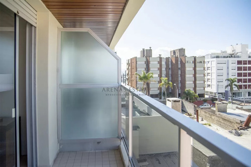 Porto Mare , Puerto , Penthouse Duplex De 3 Dormitorios En Venta. Departamento Con Parrillero.