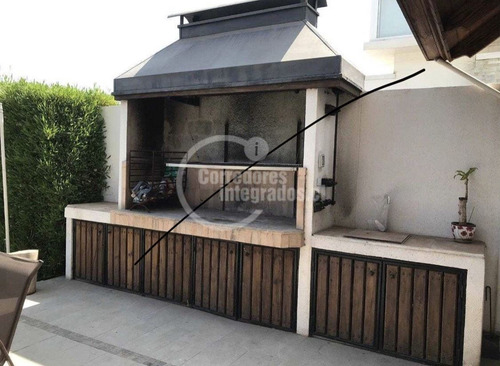 Venta Casa En Concón, 5 Dormitorios, Cercana A Colegios