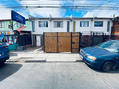 Casa En Venta De 2 Dorm. En Coquimbo