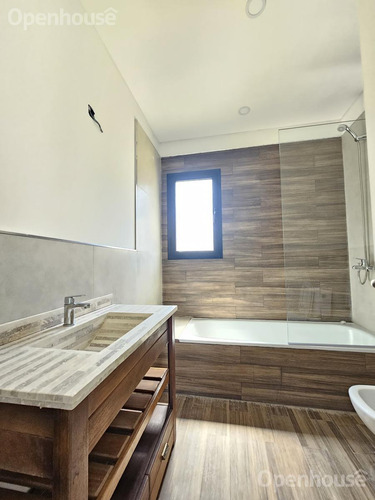 Oportunidad De Casa En El Barrio De San Pablo Impecable!!!!!