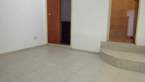 Imagen 5 de 12 de Departamento En Venta En Moron Sur