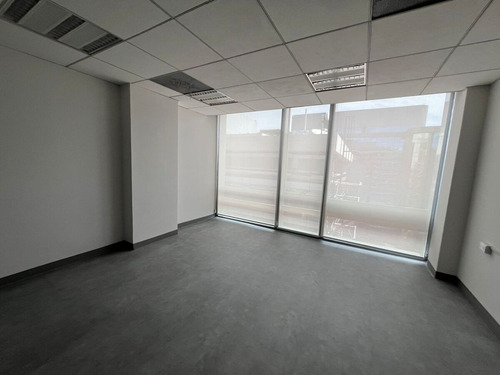 Renta De Oficina Acondicionada Y Amueblada De 633.35 M² En Polanco