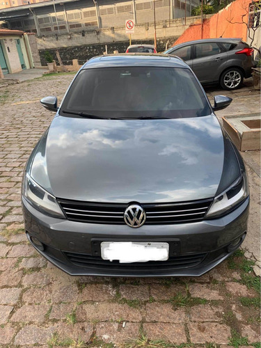 Imagem 3 de 8 de Volkswagen Jetta 2013 2.0 Comfortline Flex 4p Automática