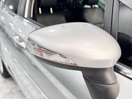 Fiesta Hatch 1.6 2015 Automático