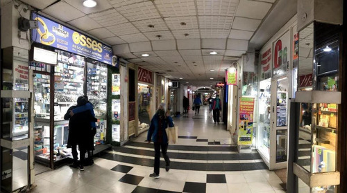 Imagen 7 de 12 de Local Comercial En Galería Y Con Entrada Independiente Desde La Calle 76 M²- Liniers