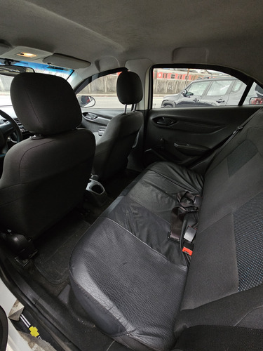 Chevrolet Onix 1.0 Joy 5p