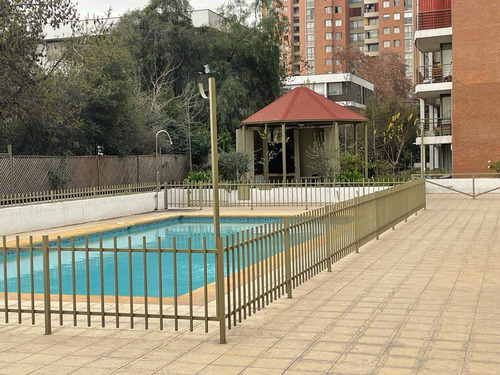 Departamento En Macul / Rodrigo De Araya (5903)