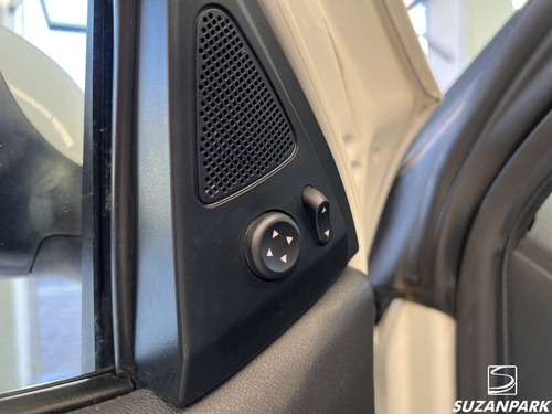 Imagem 10 de 18 de Fiat Strada Freedom Cabine Dupla 1.4 Flex 2019