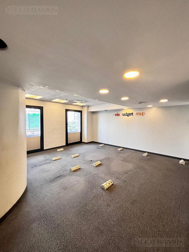 Oficina En Alquiler De 380 M2 En El Centro