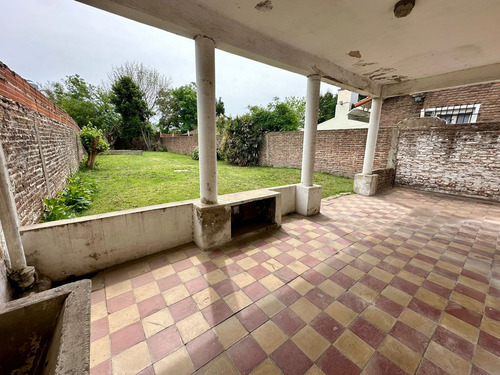 Venta Casa A Reciclar 3 Amb C/jardin En Padua Sur