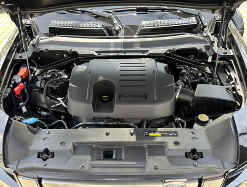 Land Rover Defender 90 X Dynamic S 2023 Negro