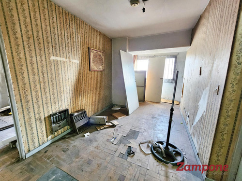 Venta Local Comercial Con Vivienda En Ciudadela
