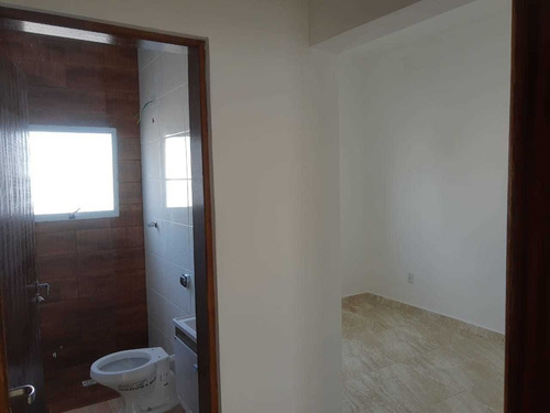 Imagem 8 de 13 de Linda Casa! 3 Dormitórios E Piscina! Ref.: 8534 E
