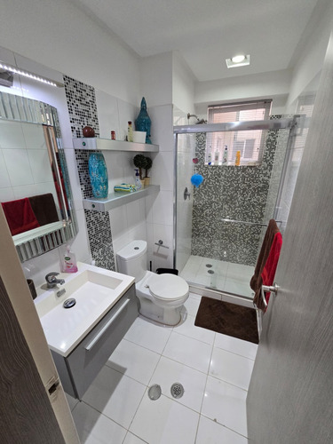 Venta Moderno Apartamento Amoblado Las Chimeneas Valencia Rr 281722